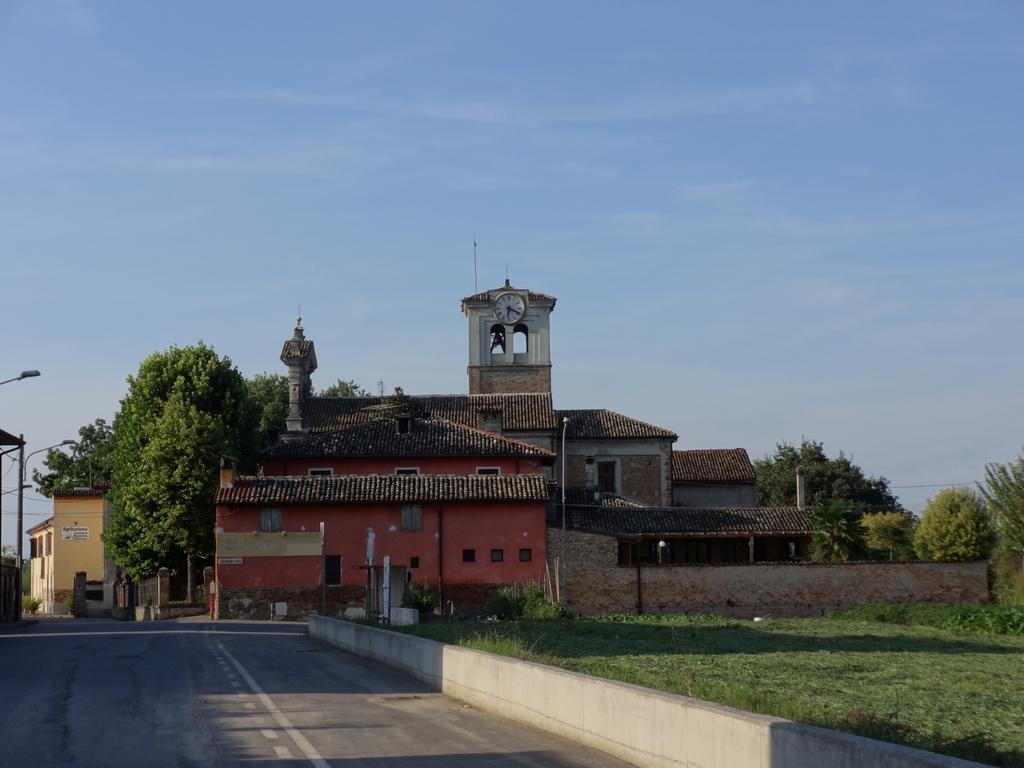 Agriturismo Rivieraoglio Farm stay